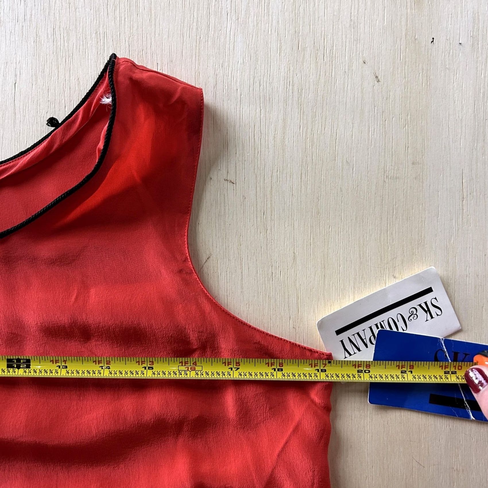 Vintage VINTAGE SK & COMPANY Top Womens 10 Red Tank Silk Scoop Neck Sleeveless Basic Size L / US 10 / IT 46 - 3 Thumbnail