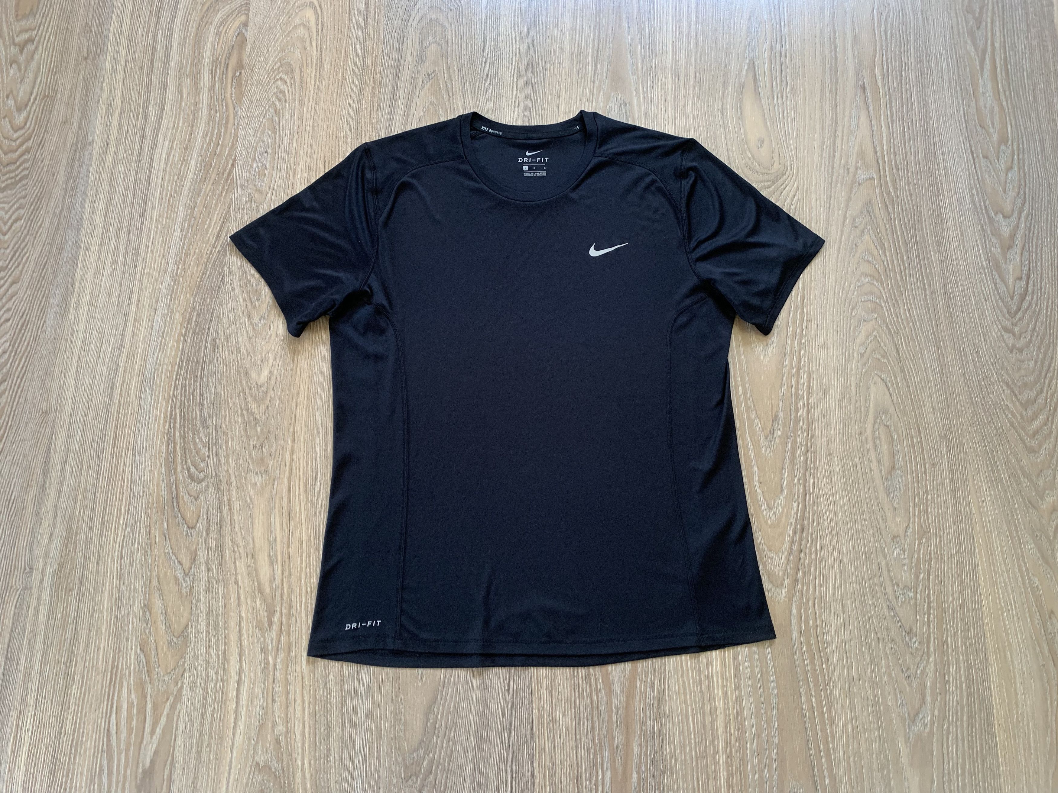 Nike Womens Nike Running Dri Fit Black T Shirt Size L / US 10 / IT 46 - 8 Thumbnail
