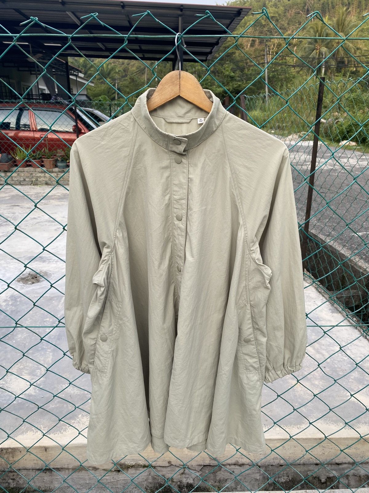 Uniqlo Uniqlo U olive green oversize parka jacket Size XS / US 0-2 / IT 36-38 - 1 Thumbnail