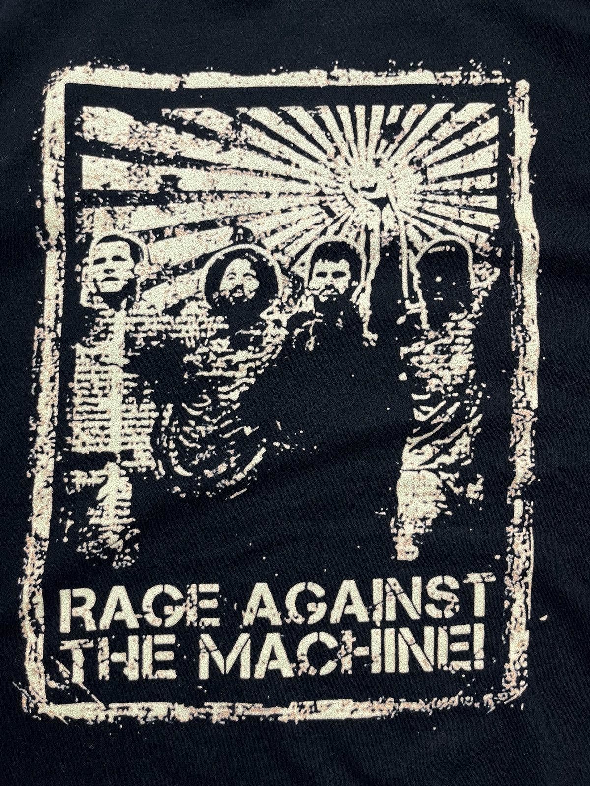 Band Tees × Rage Against The Machine × Vintage Vintage y2k Rage against the machine graphic band tee Size US XL / EU 56 / 4 - 4 Thumbnail