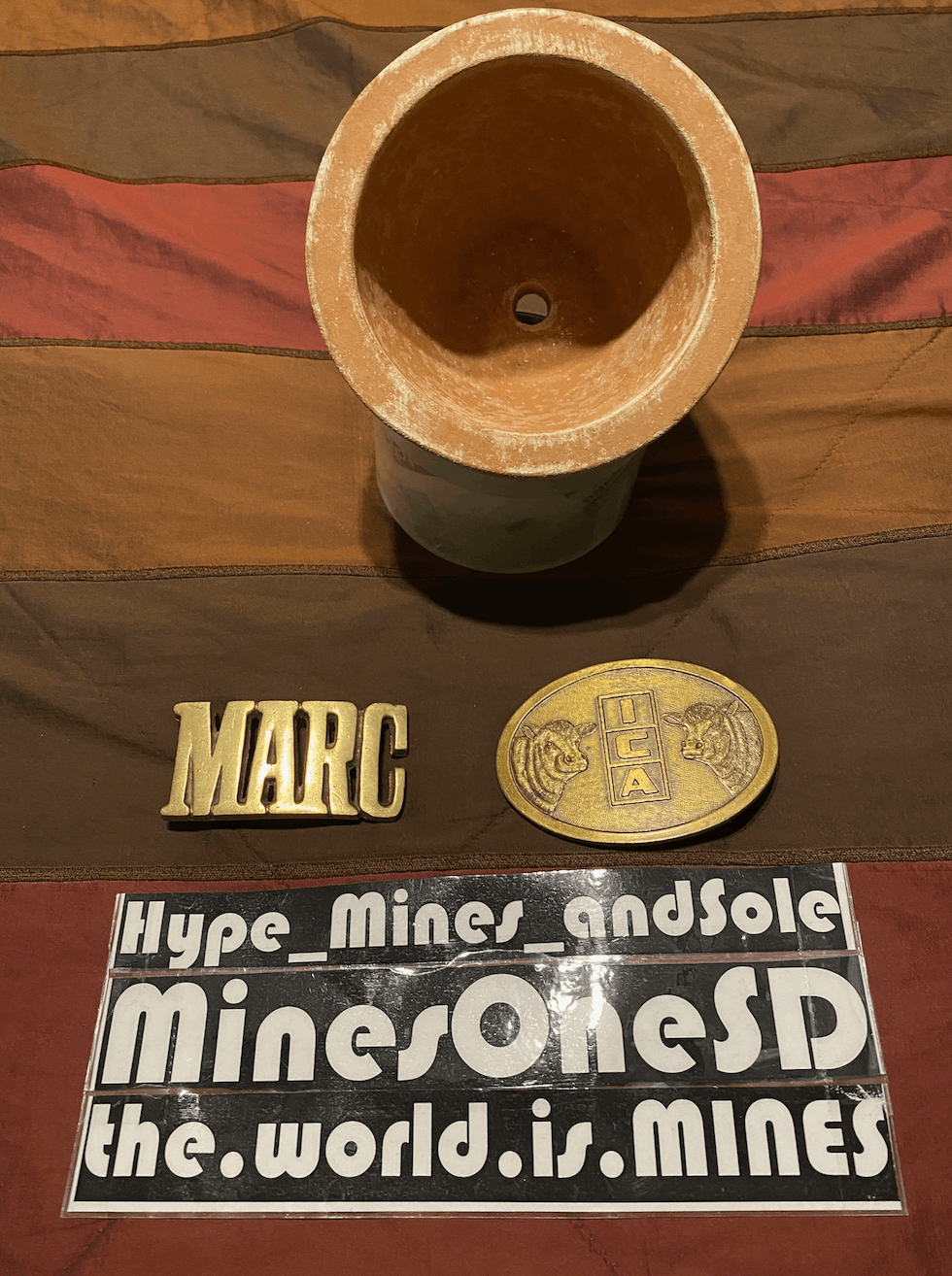 NEW Supreme x Poggi Ugo Small Planter - Terracotta