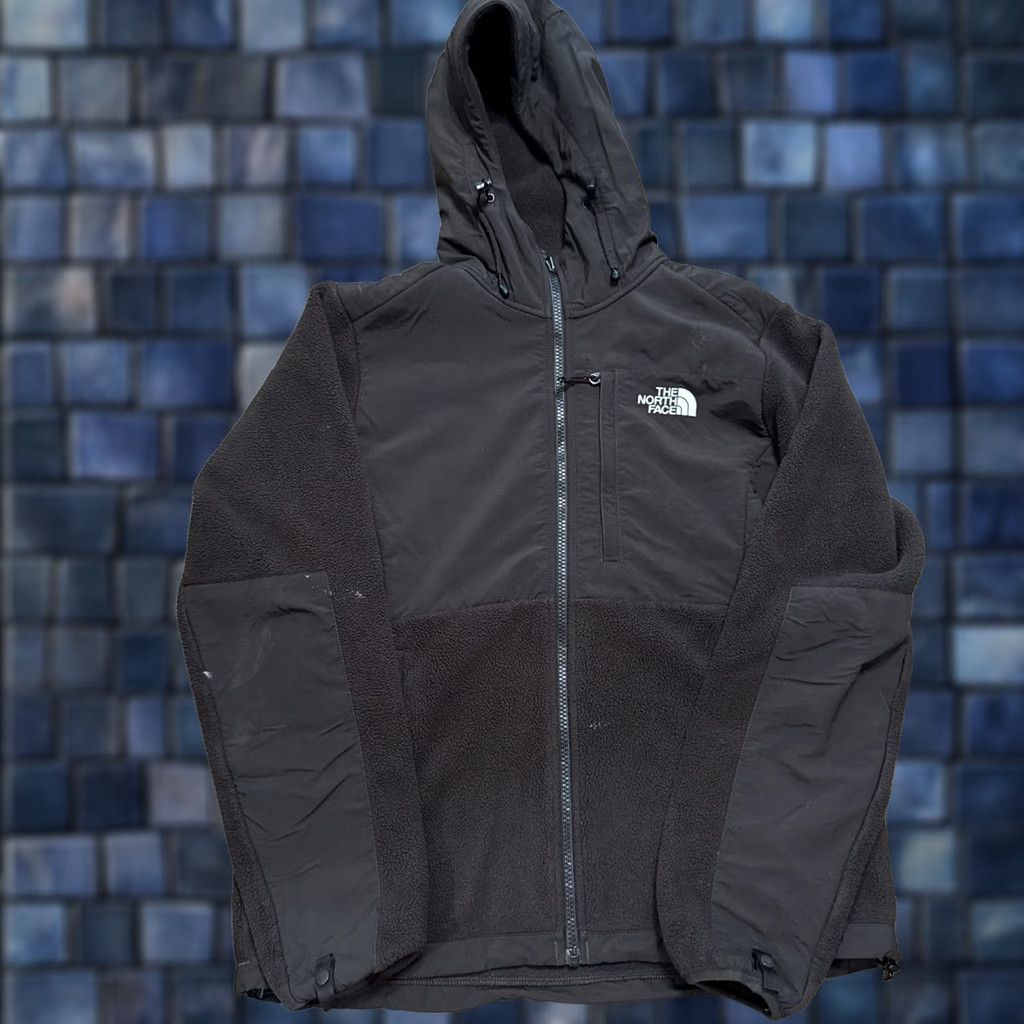 The North Face VINTAGE? NO -> No, proceed with: The North Face Denali Jacket Womens Medium Brown Hooded Fleece Polartec Stains Size M / US 6-8 / IT 42-44 - 1 Thumbnail