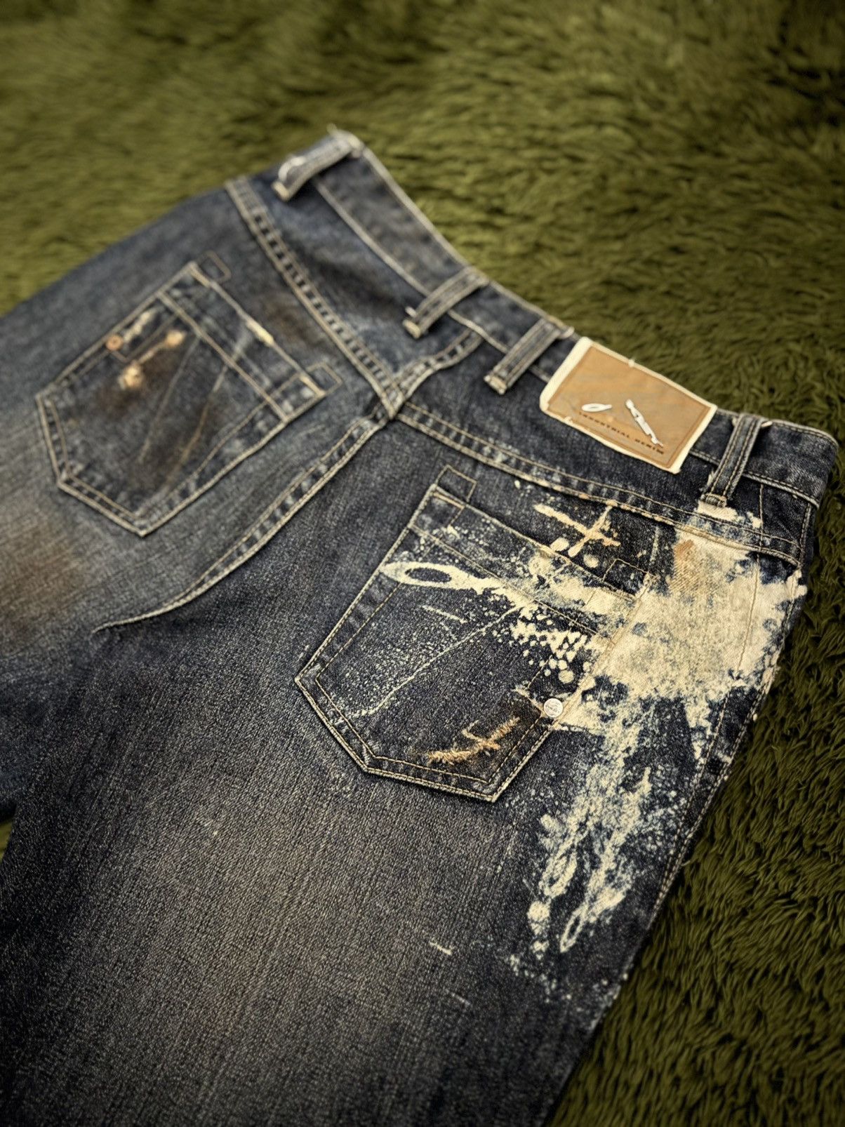 Oakley [W30/L32] Oakley Japan Splatter Pattern Washed Denim Pants Size US 30 / EU 46 - 2 Thumbnail