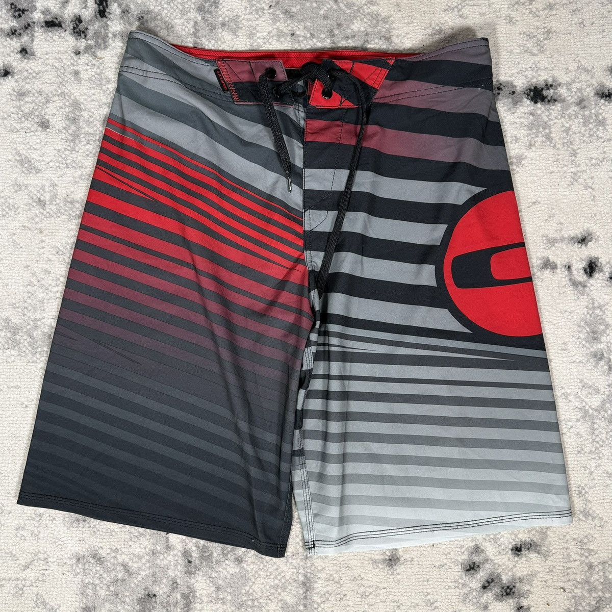 Oakley Y2K Oakley Red Gray Stripes Board Shorts Size US 32 / EU 48 - 1 Thumbnail