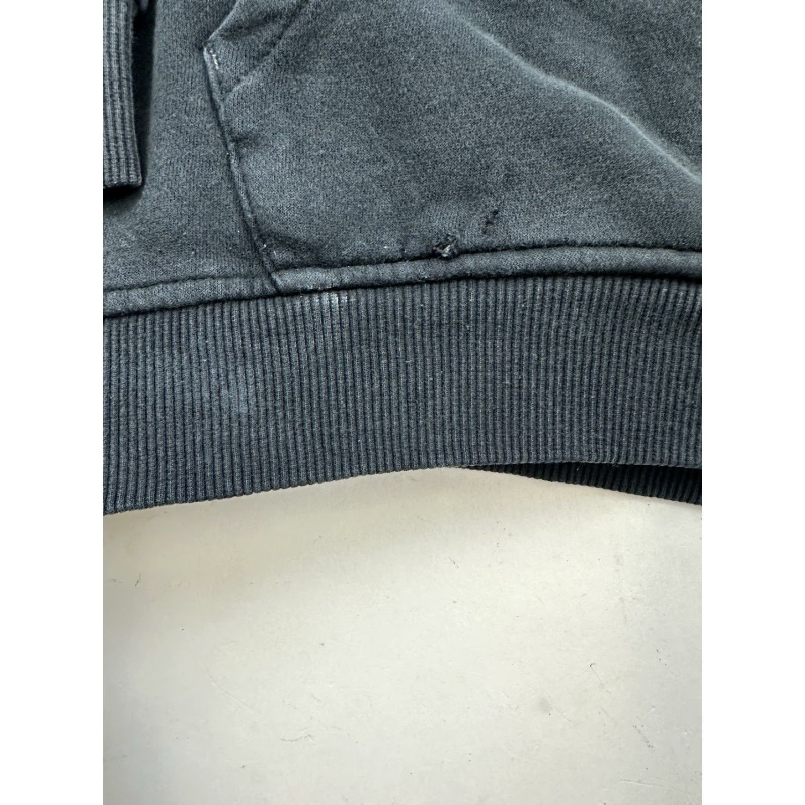 Adidas VINTAGE Adidas Hoodie Sweatshirt Men XL Black Long Sleeve Pullover Activewear Casual Size US XL / EU 56 / 4 - 2 Thumbnail