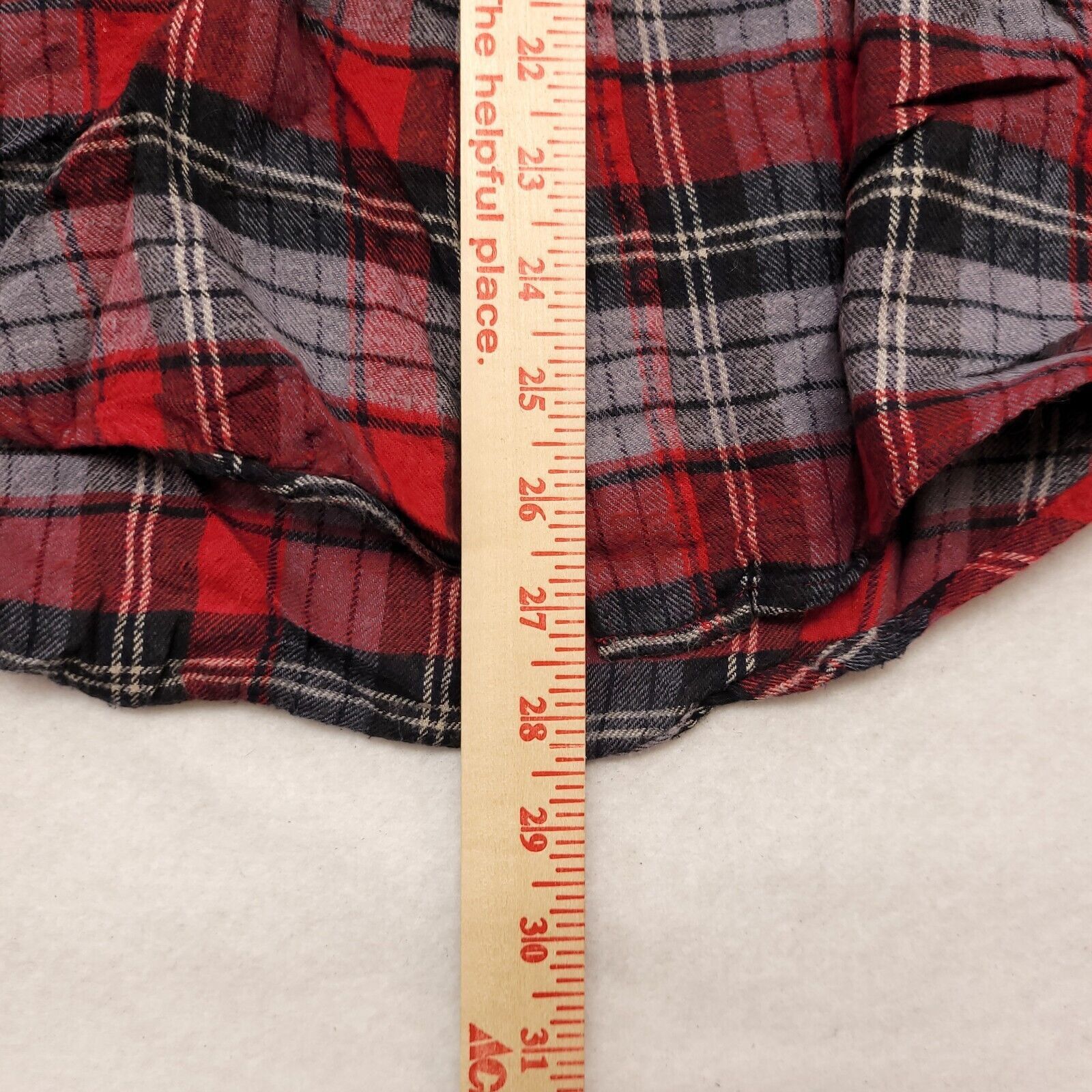 Cherokee Cherokee Madras Flannel Shirt Mens Size Medium M Red Gray Size US M / EU 48-50 / 2 - 8 Thumbnail