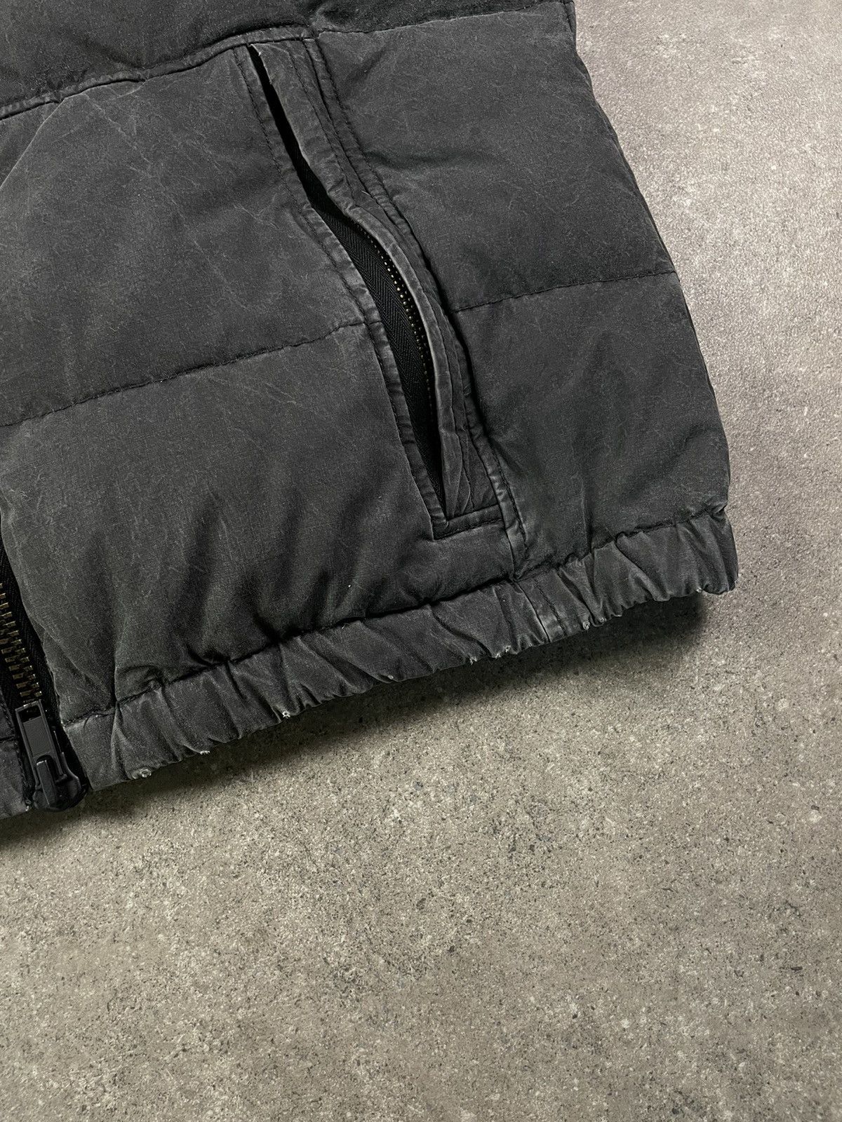 Allsaints Y2K Allsaints Vintage Washed Down Puffer Full Zip Vest Size US M / EU 48-50 / 2 - 7 Thumbnail