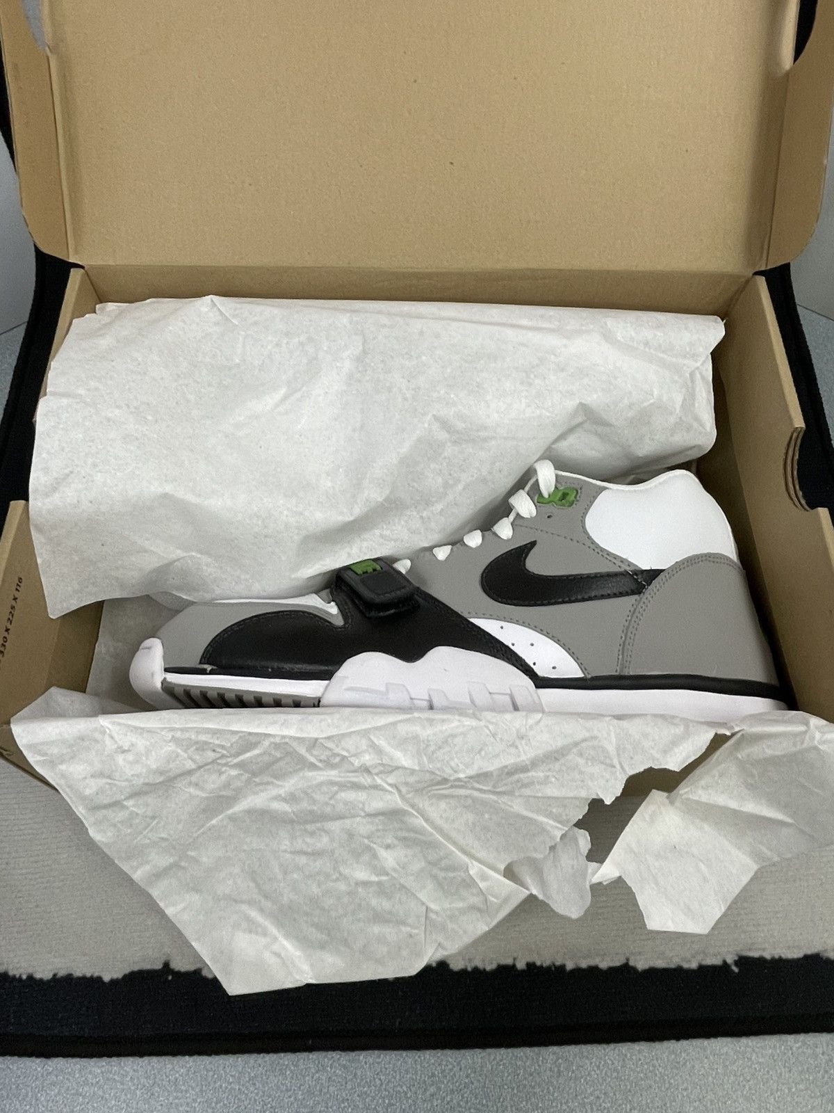 Nike Nike Air Trainer 1 Mid Premium Chlorophyll 2008 Men Size 10 Size US 10 / EU 43 - 4 Thumbnail