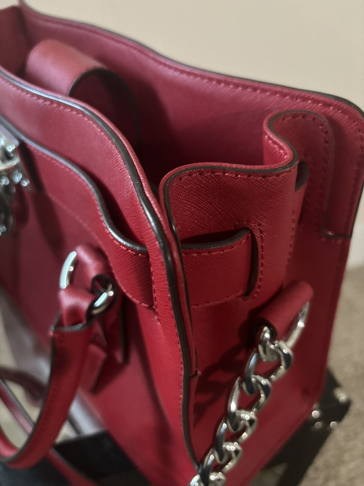 Michael Kors NWT: Michael Kors, red patent Hamilton Size ONE SIZE - 8 Thumbnail