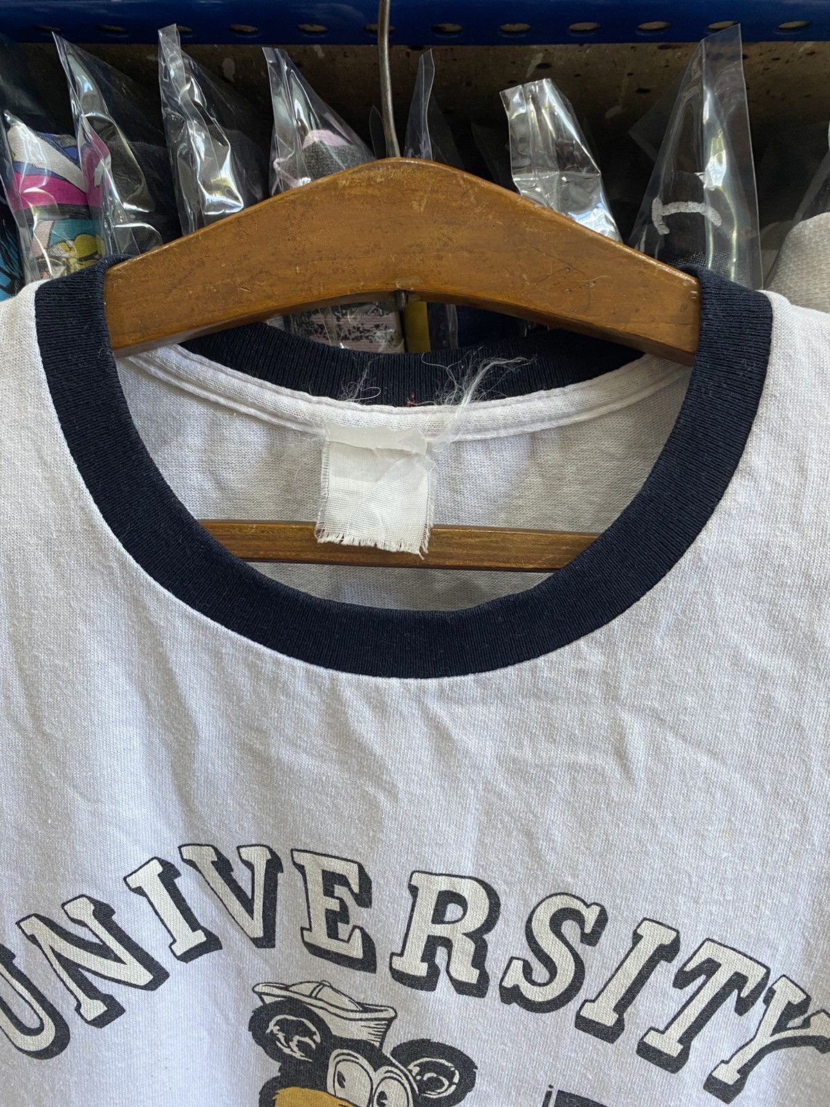 Vintage VINTAGE UNIVERSITY OF MAINE TSHIRT Size US S / EU 44-46 / 1 - 3 Thumbnail
