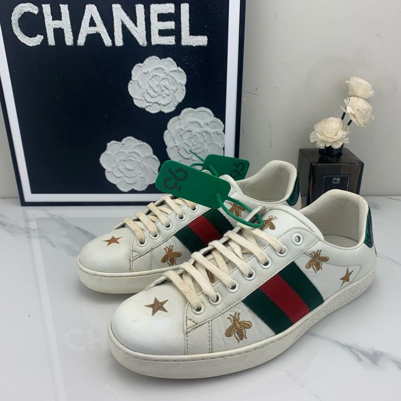 Gucci Gucci Ace Leather Bee Embroidered Sneakers 0079 Size US 6.5 / EU 39-40 - 1 Thumbnail