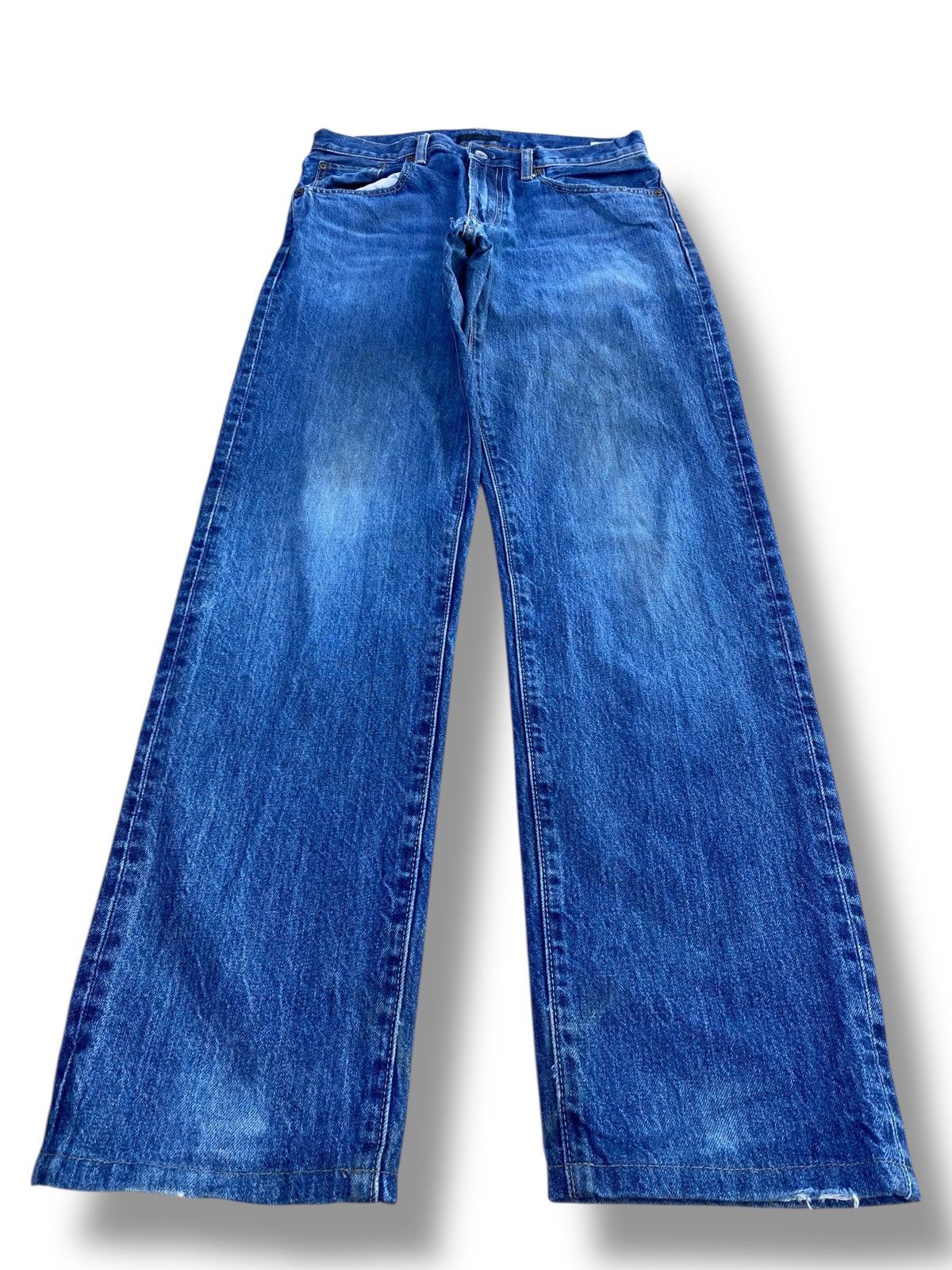 Uniqlo Faded Blue Light Blue Wash Style Loose Jeans