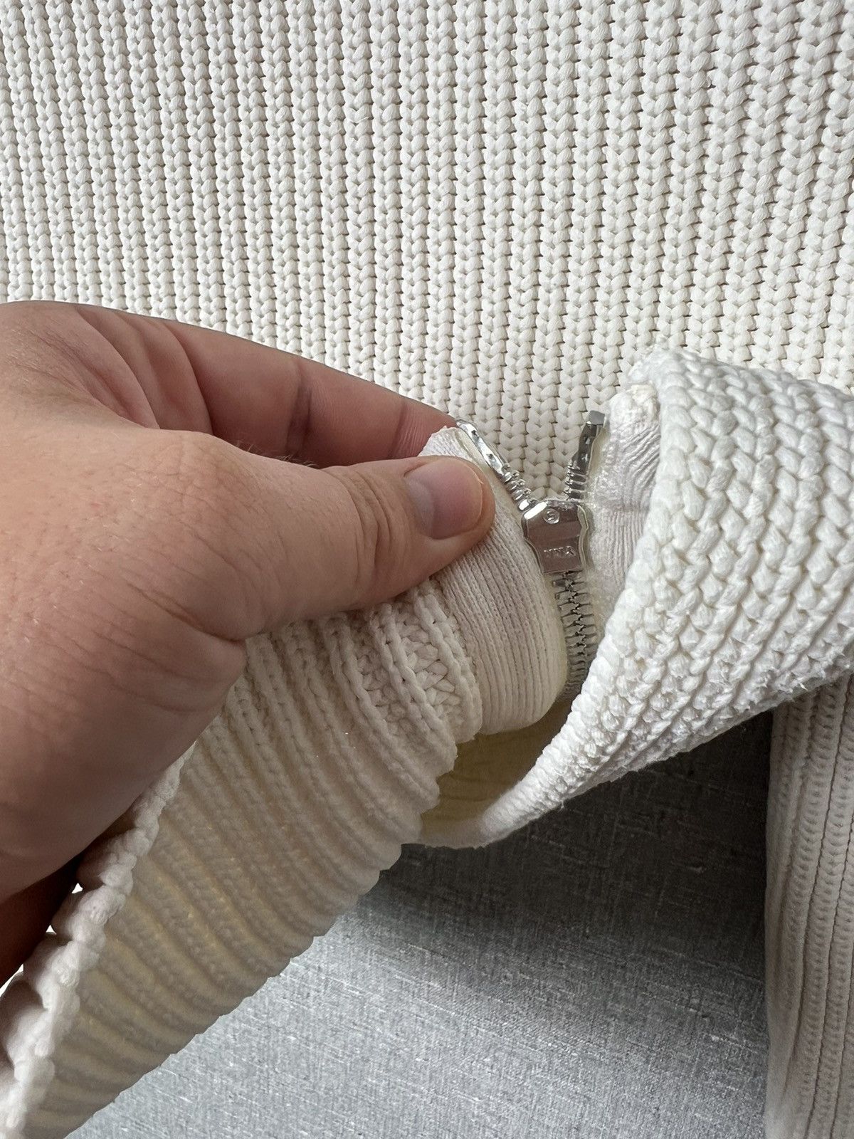 Alexander Wang ALEXANDER WANG Asymmetrical Zip Peel Away Knitted Sweater Size M / US 6-8 / IT 42-44 - 10 Thumbnail