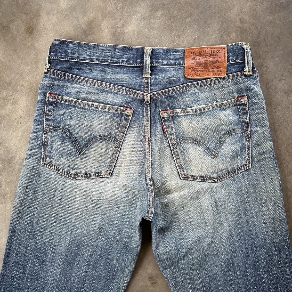 Japanese Brand Vintage Levi’s 702 Distressed Faded Denim Jean Pant W31 Size US 31 - 11 Thumbnail
