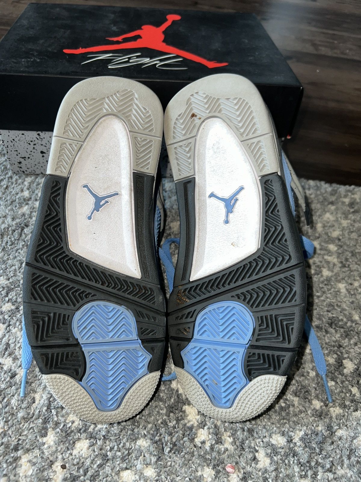 Jordan Brand Air Jordan 4 retro (gs) UNIVERSITY BLUE Size US 4 / IT 34 - 8 Thumbnail