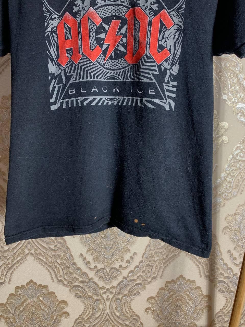 Band Tees Vintage AC/DC World Tour Rock T-shirt Metal Punk Y2K 90s Size US M / EU 48-50 / 2 - 3 Thumbnail