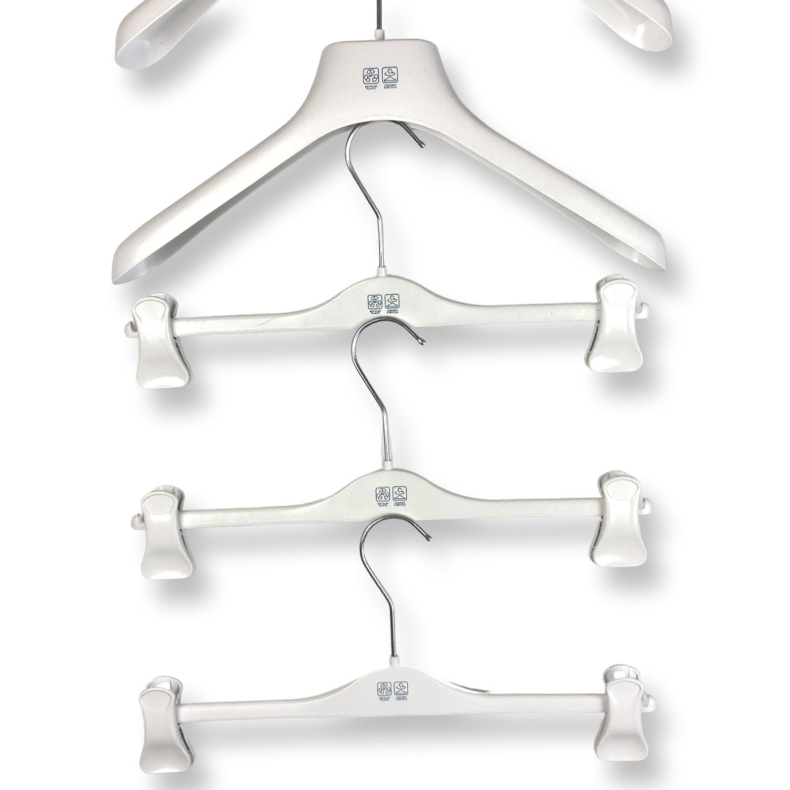 Moncler Moncler Logo Plastic Hangers Size ONE SIZE - 5 Thumbnail