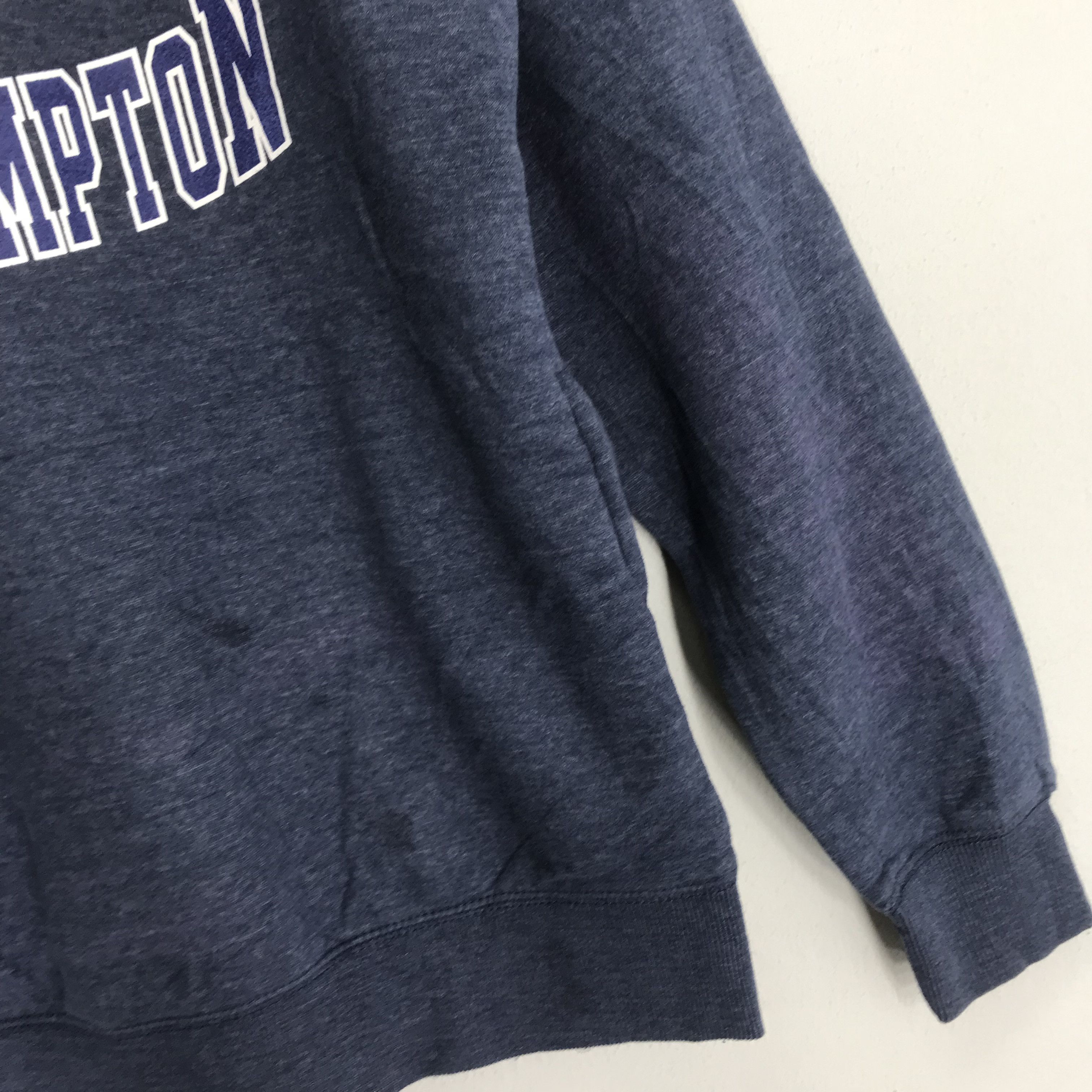 Vintage Vintage University Of Southampton Blue Sweatshirt - 368 Size US M / EU 48-50 / 2 - 6 Thumbnail
