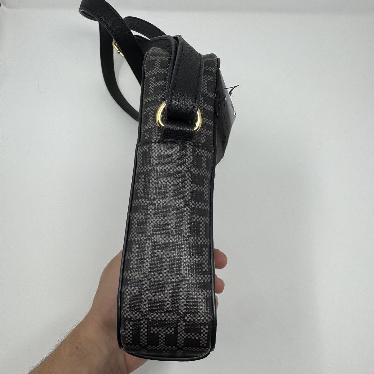 Tommy Hilfiger NWT Tommy Hilfiger Crossbody Monogram Women's Bag Size ONE SIZE - 5 Thumbnail
