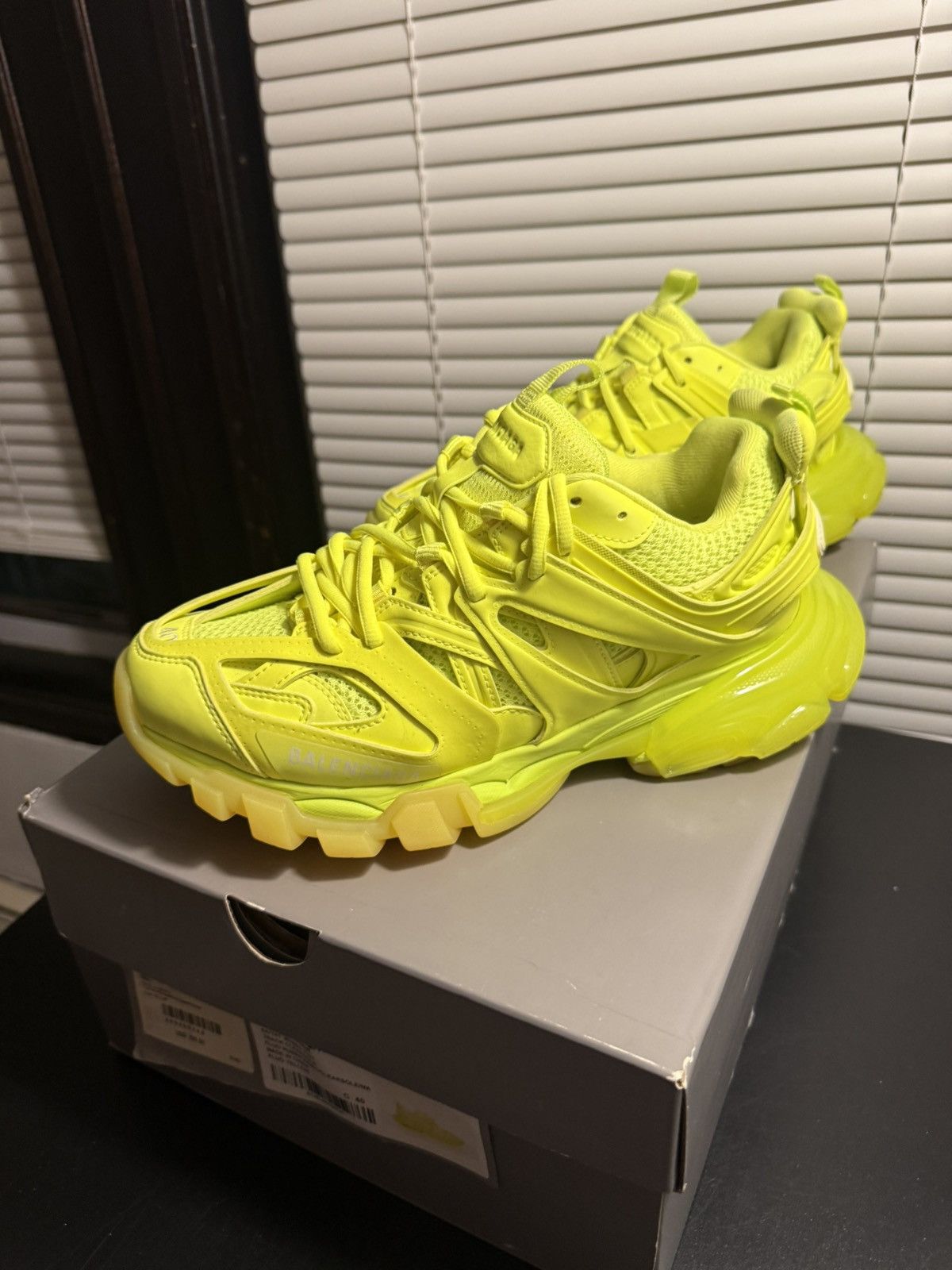 Balenciaga Balenciaga Track Neon Yellow Low Top Sneaker 7 US / 40 EU Size US 7 / EU 40 - 15 Thumbnail