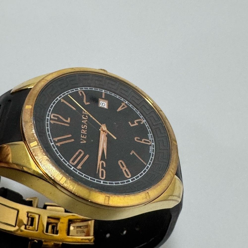 Versace Versace V-Man Black Dial Rubber Strap Men’s Watch Gold Size ONE SIZE - 4 Thumbnail