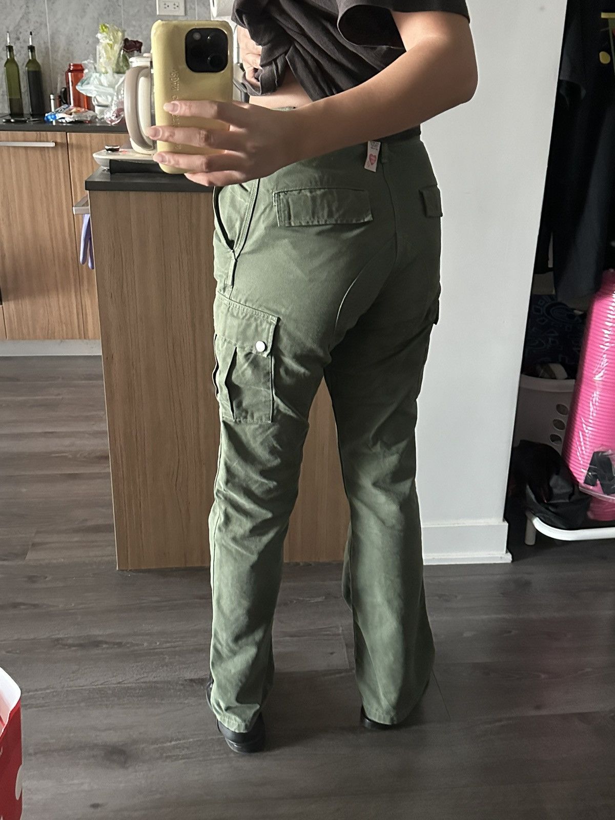 Reese Cooper Reese Cooper Organic Dye Cargo Trouser in Sage Size US 26 / EU 42 - 3 Thumbnail