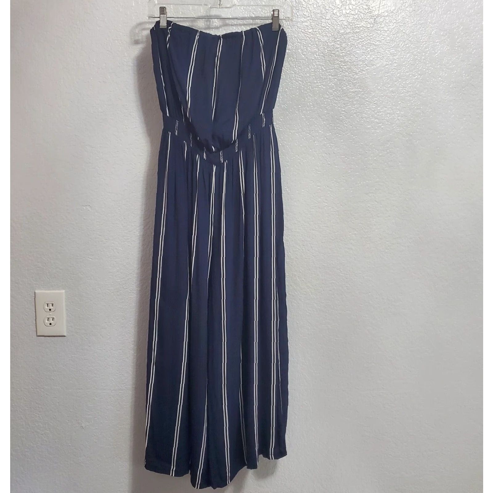 Urban Outfitters Urban Outfitters Silence + Noise Jumpsuit Women L Blue White Striped Strapless Wide Leg Romper Size 36" / US 14 / IT 50 - 2 Thumbnail