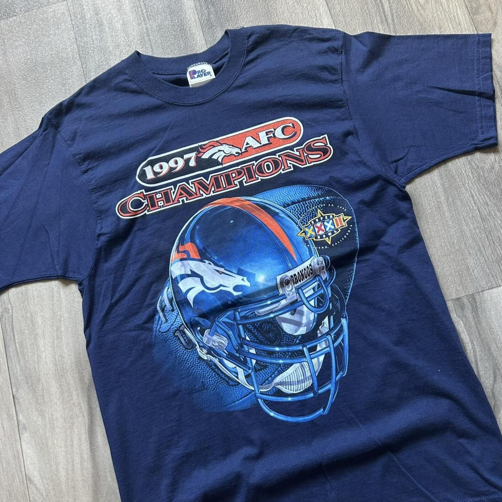 Pro Player Vintage 90s Denver Broncos NFL Helmet t Shirt M pro player Size US M / EU 48-50 / 2 - 2 Thumbnail
