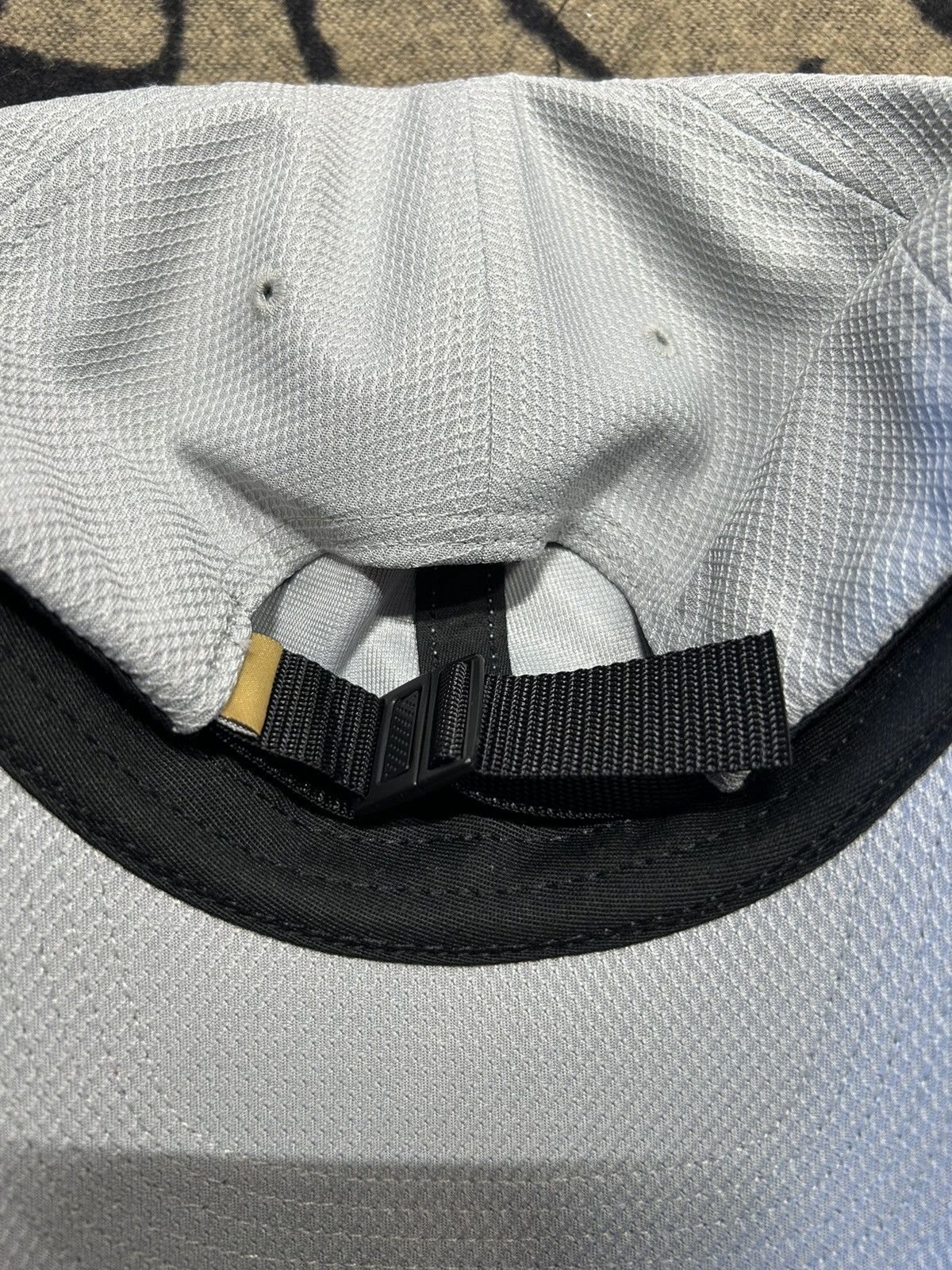 October's Very Own 2016 Owl Patch Pique Hat Size ONE SIZE - 4 Thumbnail
