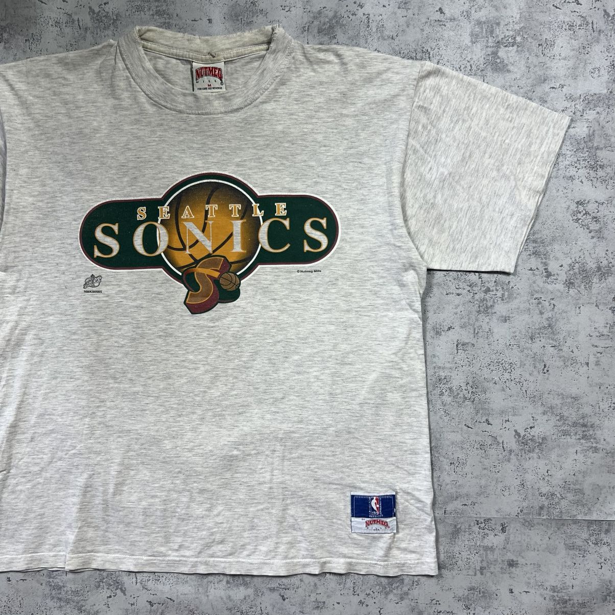 Nutmeg 90s Nutmeg Seattle Sonics Vintage NBA Oversized Tee T-Shirt Size US M / EU 48-50 / 2 - 3 Thumbnail