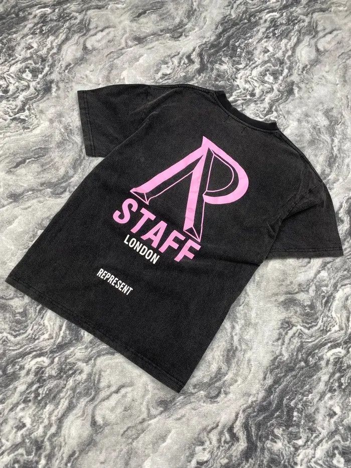 Represent Clo. Represent Staff London Big Logo T-Shirt Size US S / EU 44-46 / 1 - 1 Thumbnail