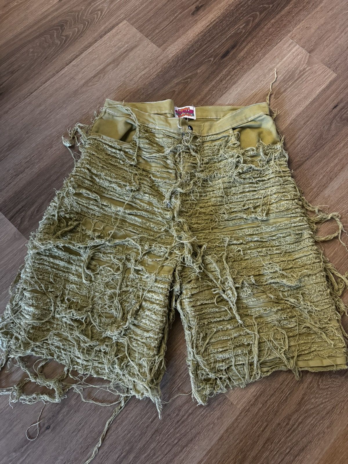 Japanese Brand Temporary From Brazil Distressed Shorts Size US 34 / EU 50 - 1 Thumbnail