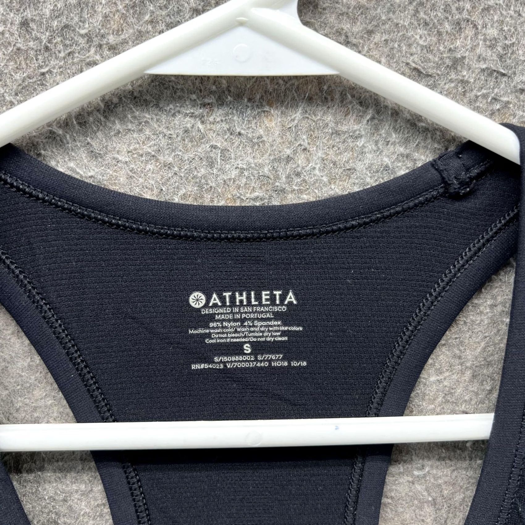 Athleta VINTAGE Athleta Tank Top Womens S Black Racerback Ruched Running Yoga Workout Size S / US 4 / IT 40 - 6 Thumbnail