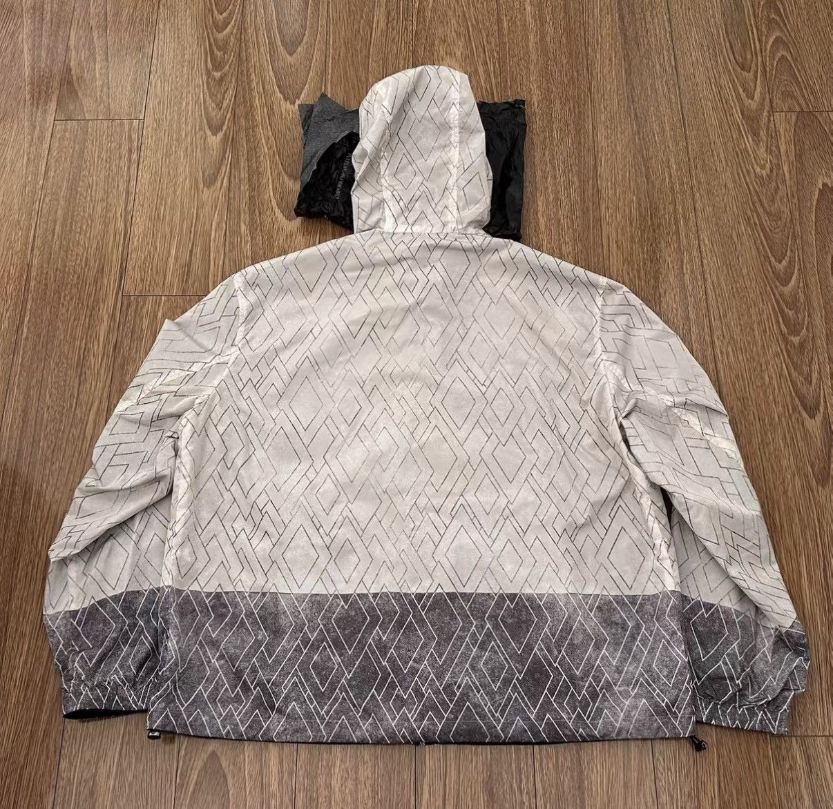 Emporio Armani EMPORIO ARMANI FW25 Long sleeve hooded jacket with pockets Size US L / EU 52-54 / 3 - 2 Thumbnail