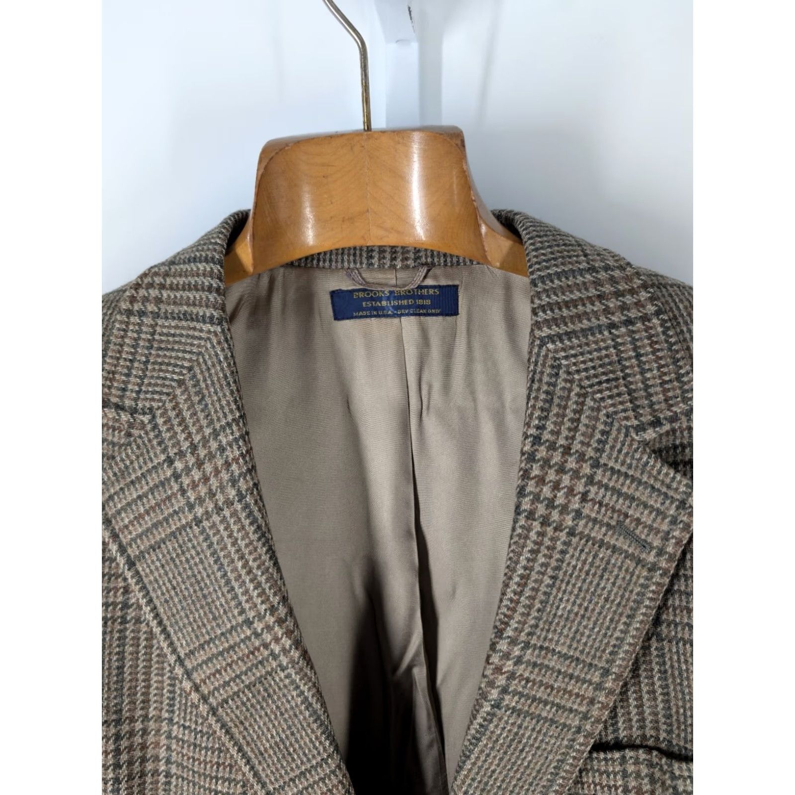 Brooks Brothers VINTAGE Brooks Brothers Blazer Jacket 42 USA Wool Tweed Houndstooth Plaid Three-Button Two-Button Sport Mens Brown Size 42R - 4 Thumbnail