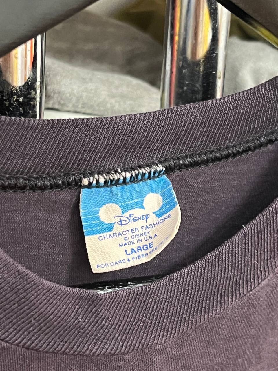 Disney Vintage 90s Disney Dick Tracy Faded Tee Size US L / EU 52-54 / 3 - 10 Thumbnail