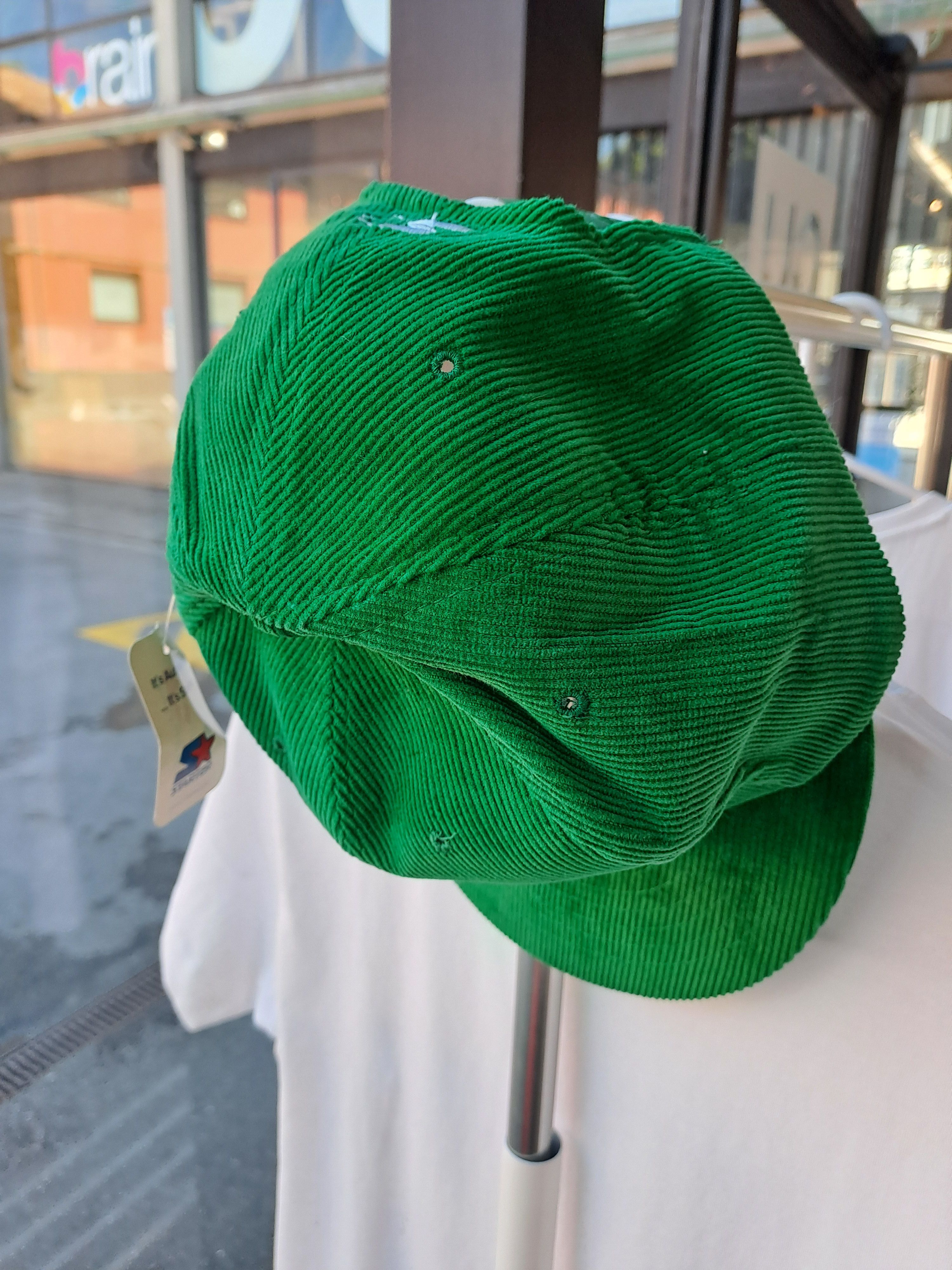 Starter Vintage Boston Celtics Starter hat corduroy green NEW Size ONE SIZE - 13 Thumbnail
