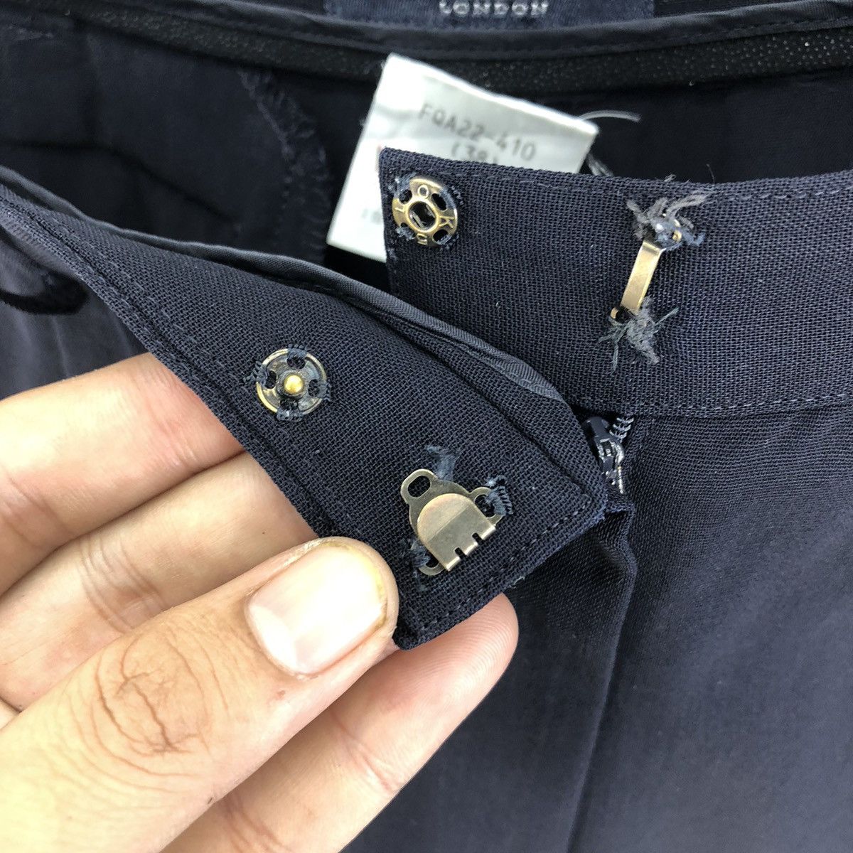 Burberry Vintage 2000s Burberry Summer Pants - See through Size 26" / US 2 / IT 38 - 9 Thumbnail