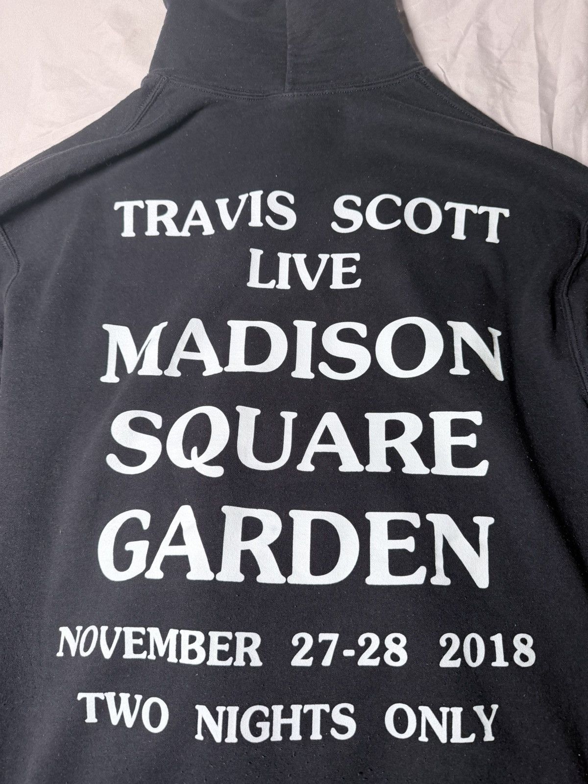 Travis Scott Travis Scott Astroworld Tour MSG Hoodie – Black – Size M Size US M / EU 48-50 / 2 - 3 Thumbnail