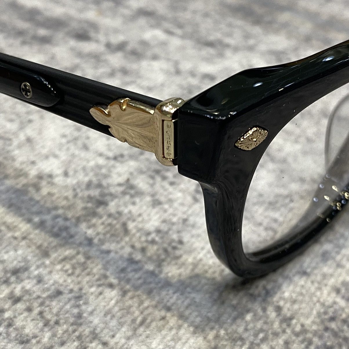 Chrome Hearts CHROME HEARTS BAGGINS BLACK PLASTIC/ 18KGP Size ONE SIZE - 2 Thumbnail