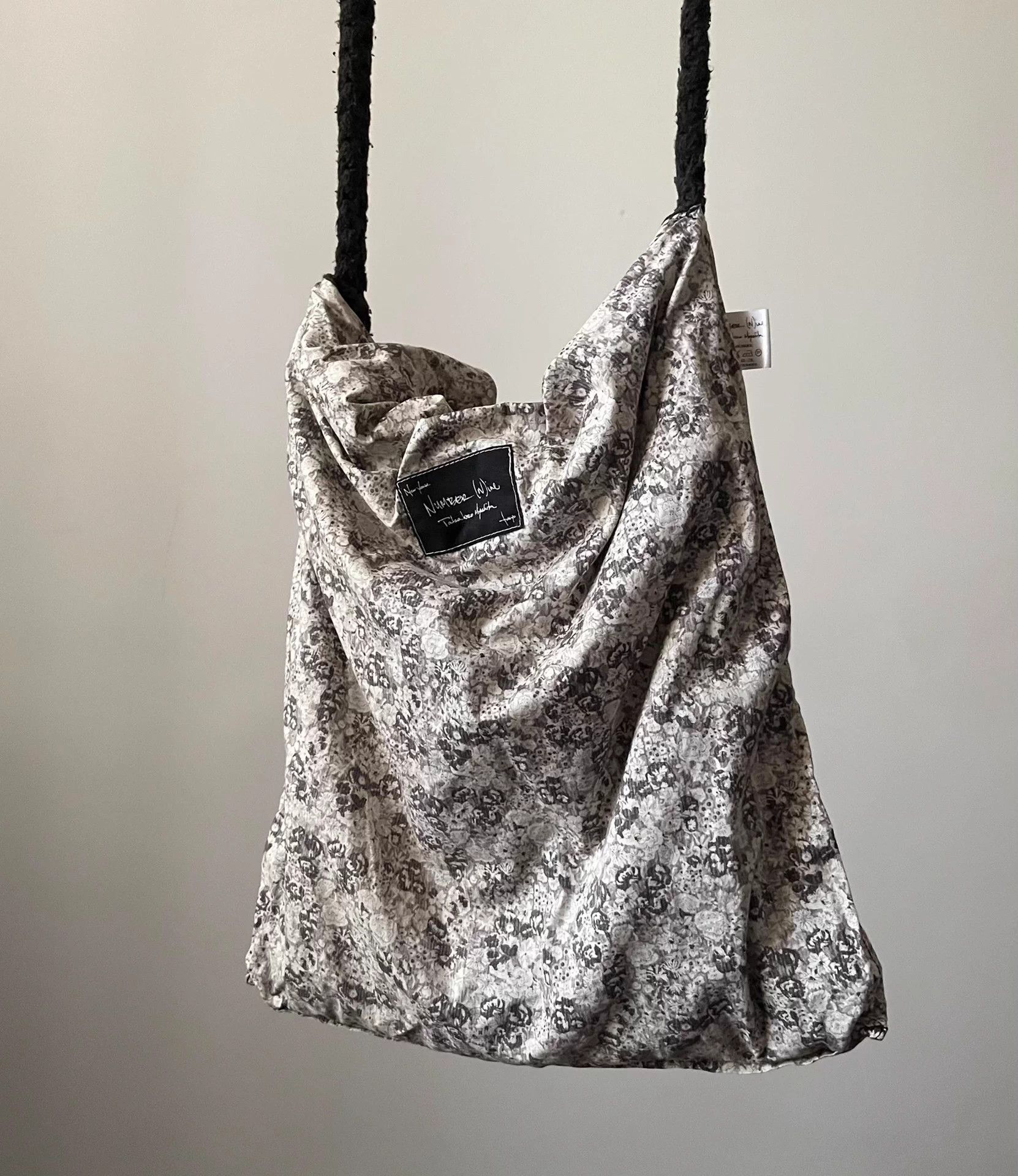 Number (N)ine Number (N)ine 03AW Grunge Distressed Knit Crossbody Bag Size ONE SIZE - 5 Thumbnail