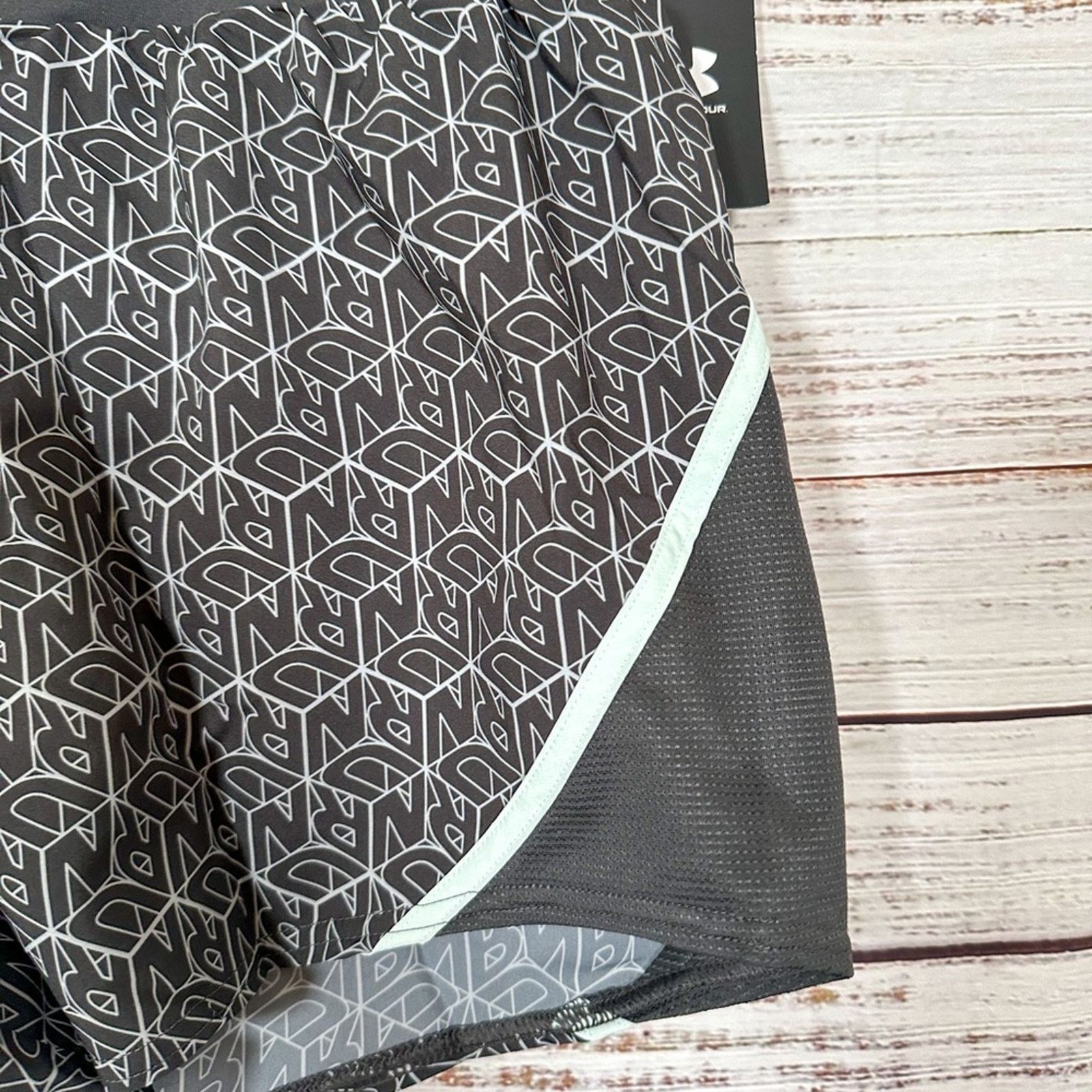 Under Armour Under Armour Mileage 2.0 Black Running Shorts, NWT, Medium Size 28" / US 6 / IT 42 - 5 Thumbnail