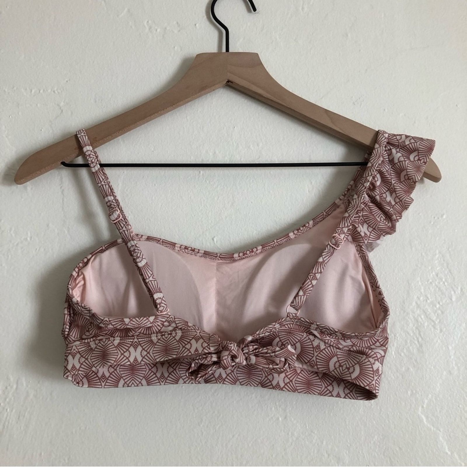 Other Pretty Me Swimwear Asymmetrical Shoulder Ruffle Bikini Top Size ONE SIZE - 4 Thumbnail