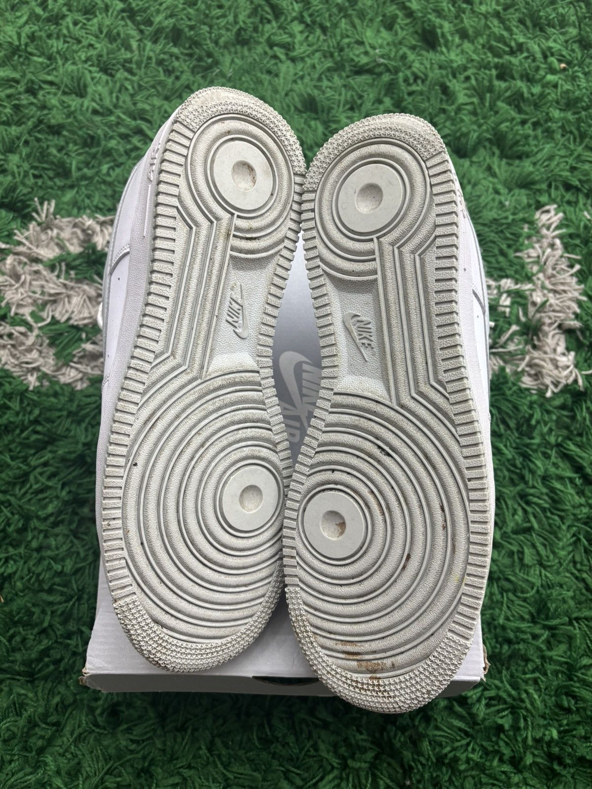 Nike ✅ Nike Air Force 1 07 White Light Smoke Grey Men Size 10.5 Size US 10.5 / EU 43-44 - 8 Thumbnail