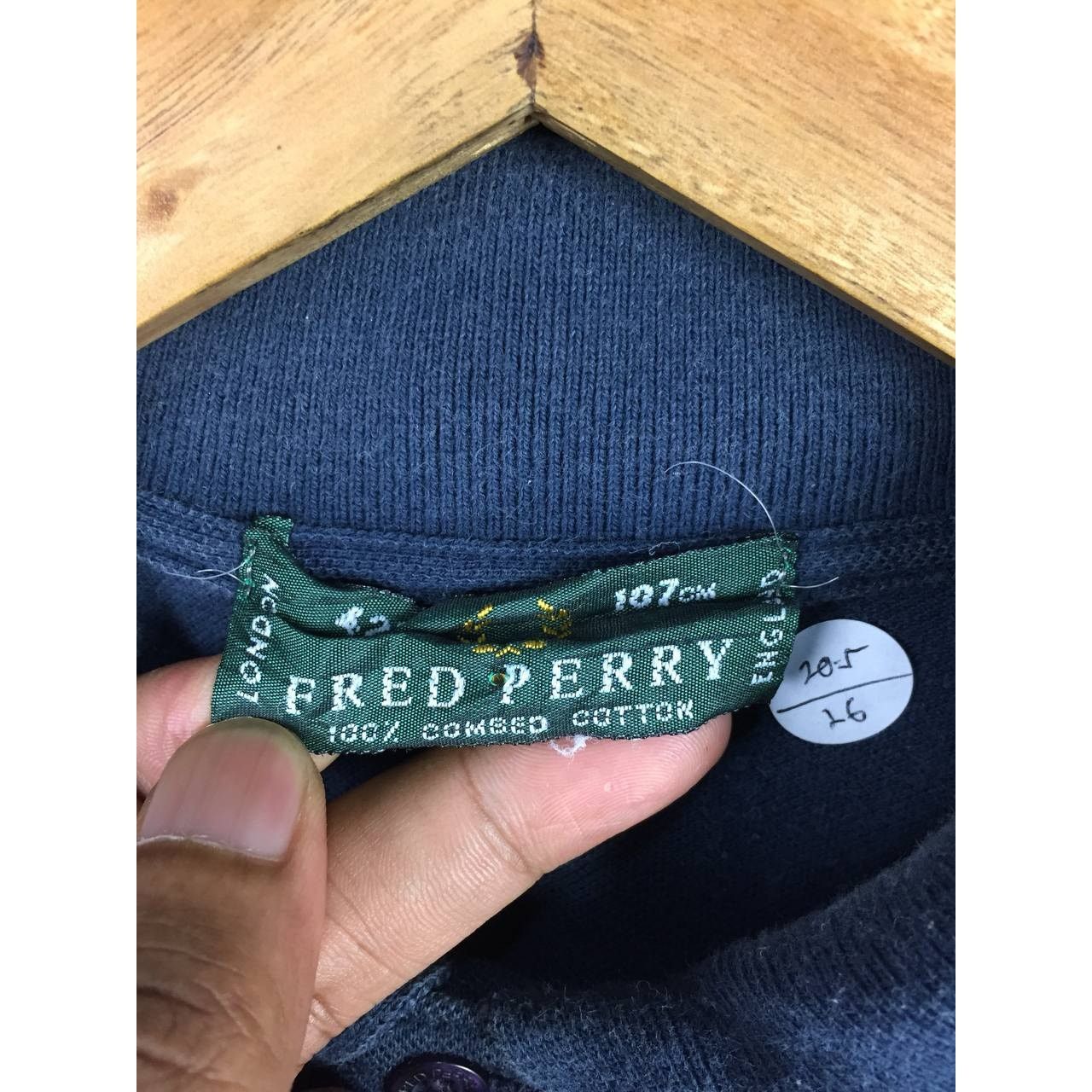 Fred Perry × Vintage Vtg Fred Perry Made In Italy Combed Cotton Polo Tee Size US M / EU 48-50 / 2 - 11 Thumbnail