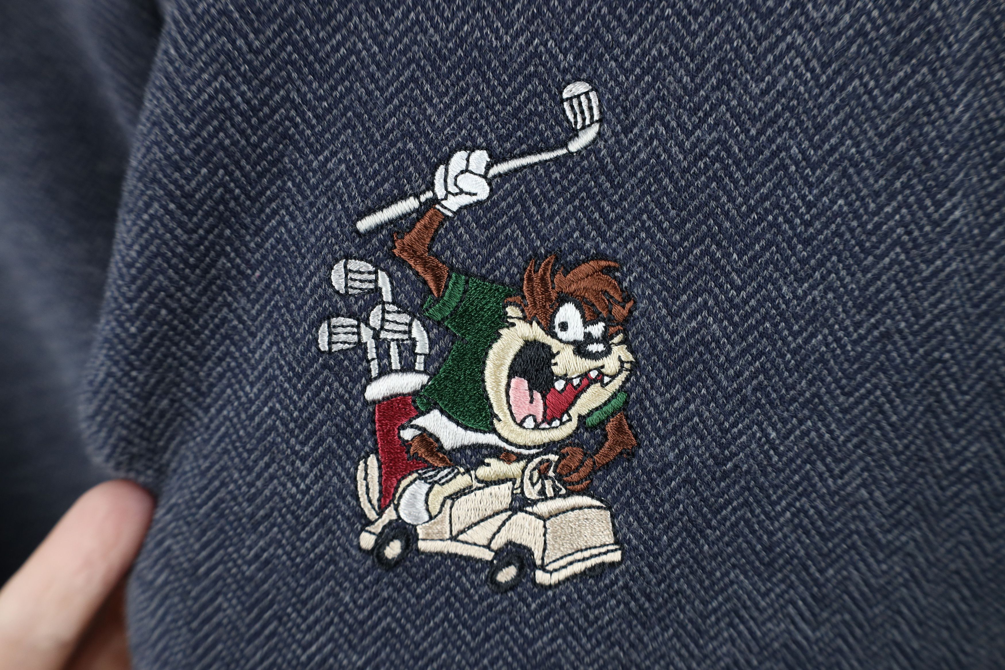 Vintage Vintage 90s Warner Bros Tazmanian Devil Taz Golf Polo Shirt Size US XL / EU 56 / 4 - 4 Thumbnail
