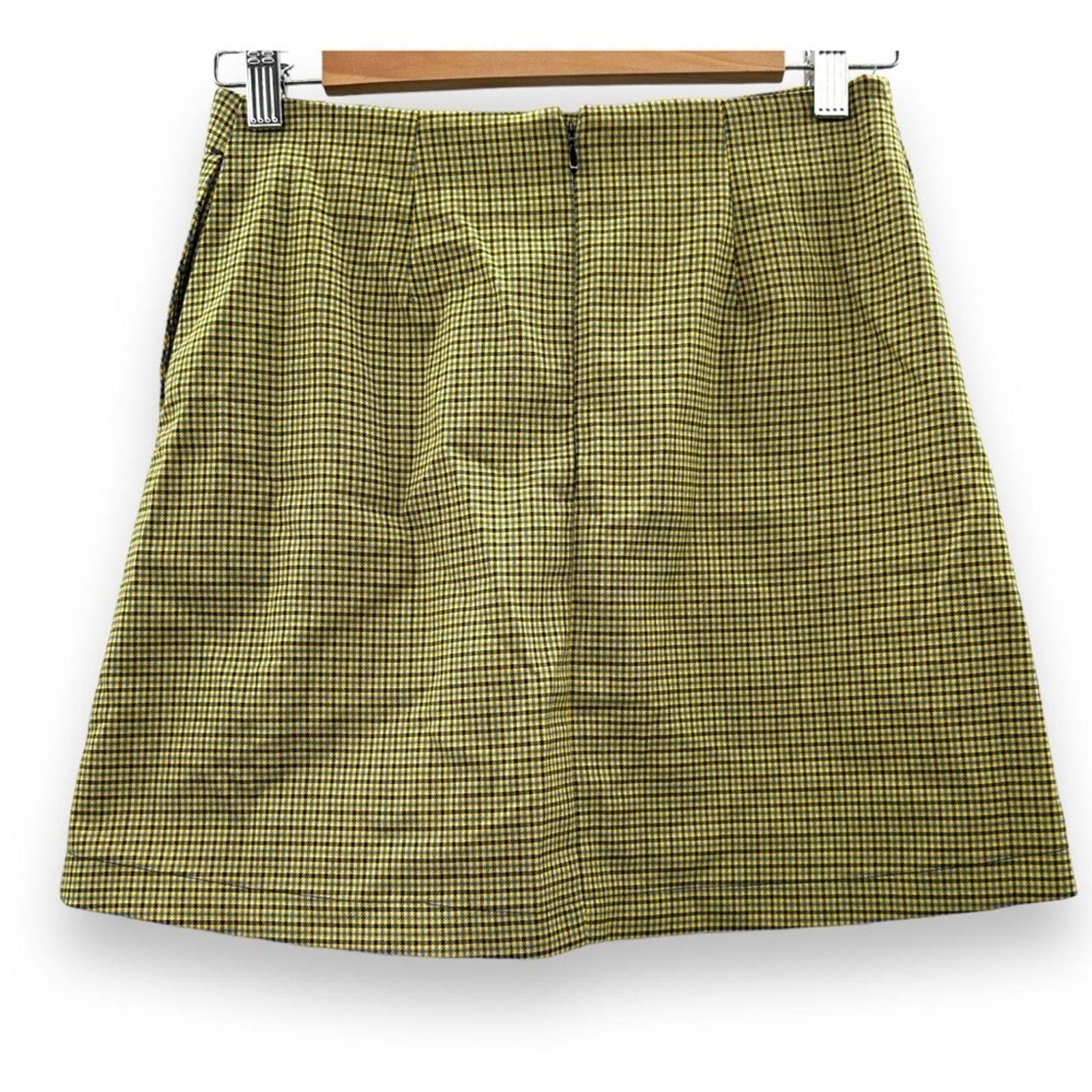 Urban Outfitters Urban Outfitters UO Darren Notched Pelmet Yellow Mini Skirt Size 26" / US 2 / IT 38 - 3 Thumbnail