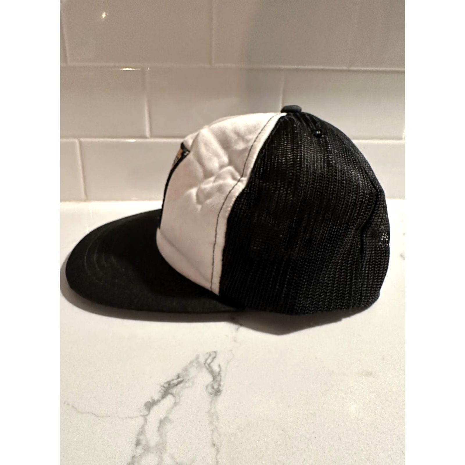 Vintage VINTAGE Alcatraz Federal Penitentiary Trucker Hat Snap-Back Men One Size Black White Hat Size ONE SIZE - 5 Thumbnail