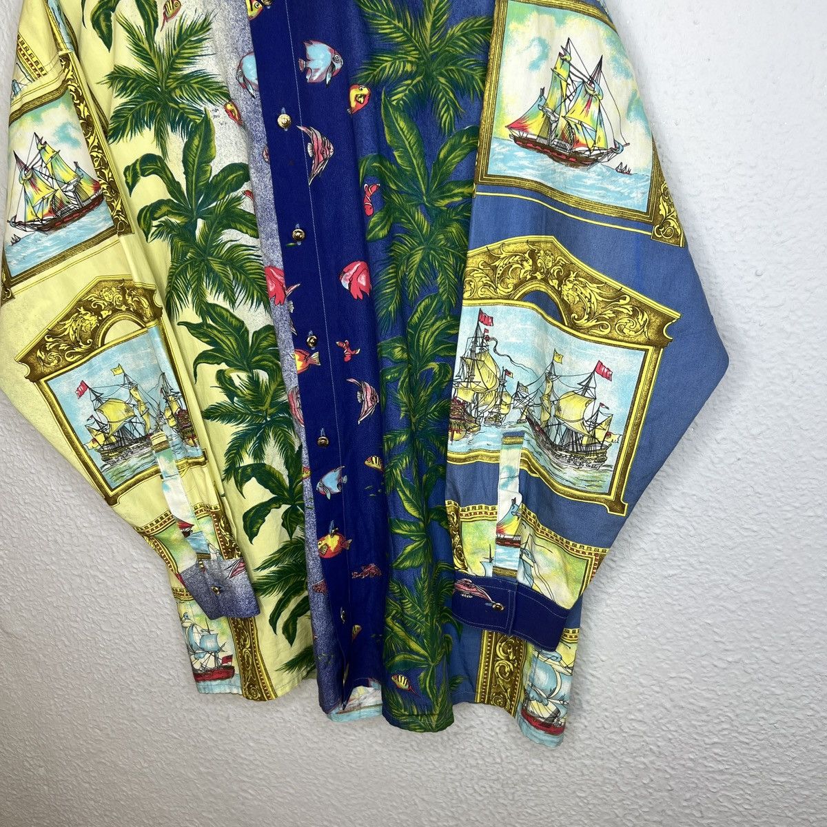 Versace Versace Vintage Shirt Ocean Nautical Ships Full Print 90s Size US L / EU 52-54 / 3 - 3 Thumbnail