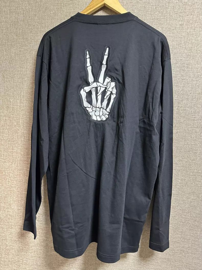 Balenciaga Balenciaga Skull Scissors Hand Long Sleeve T-Shirt Size US XS / EU 42 / 0 - 3 Thumbnail